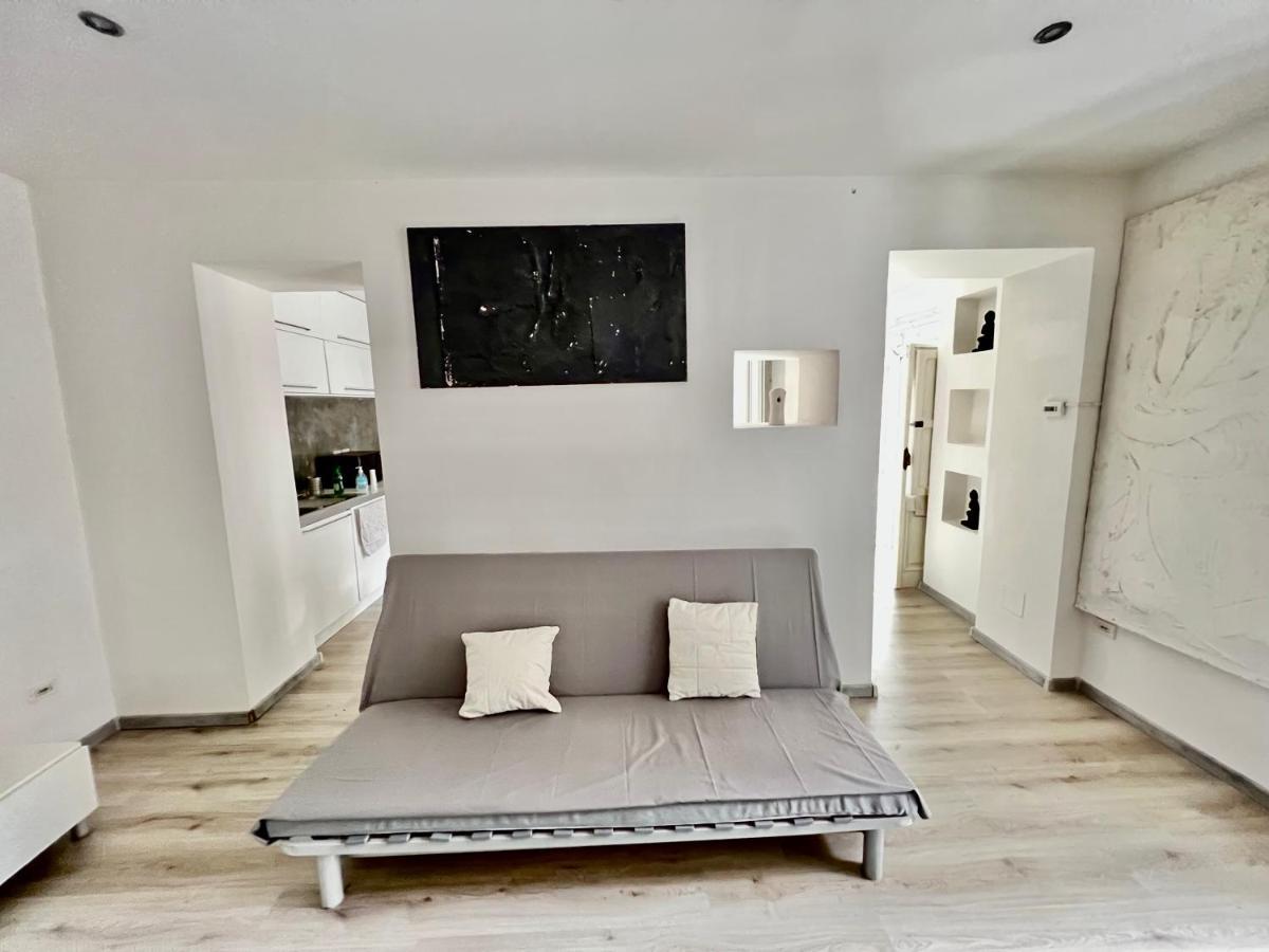Abstract House Design Home In Center Of Turim Exterior foto
